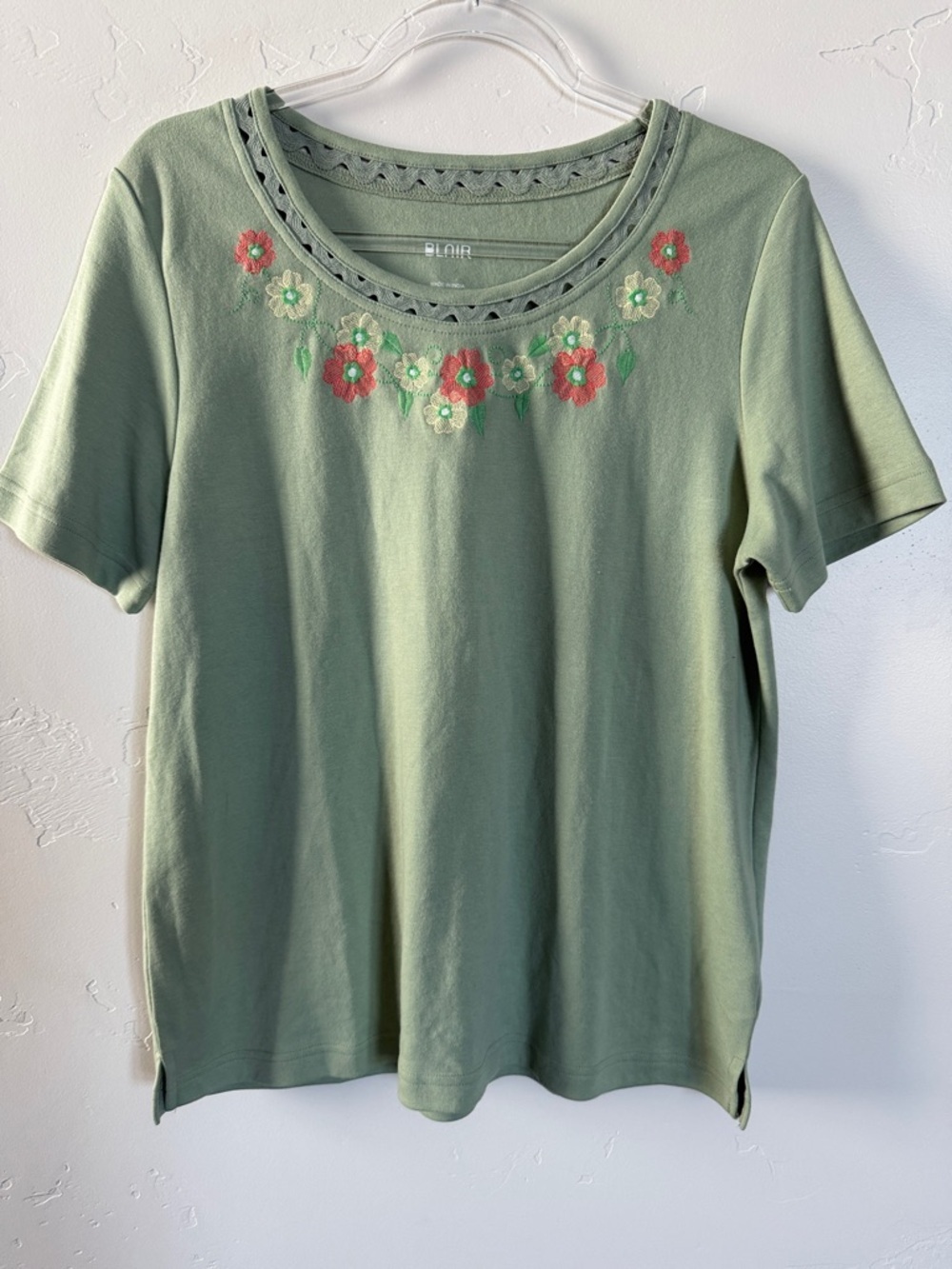 Short Sleeve Embroidered Floral Tee
